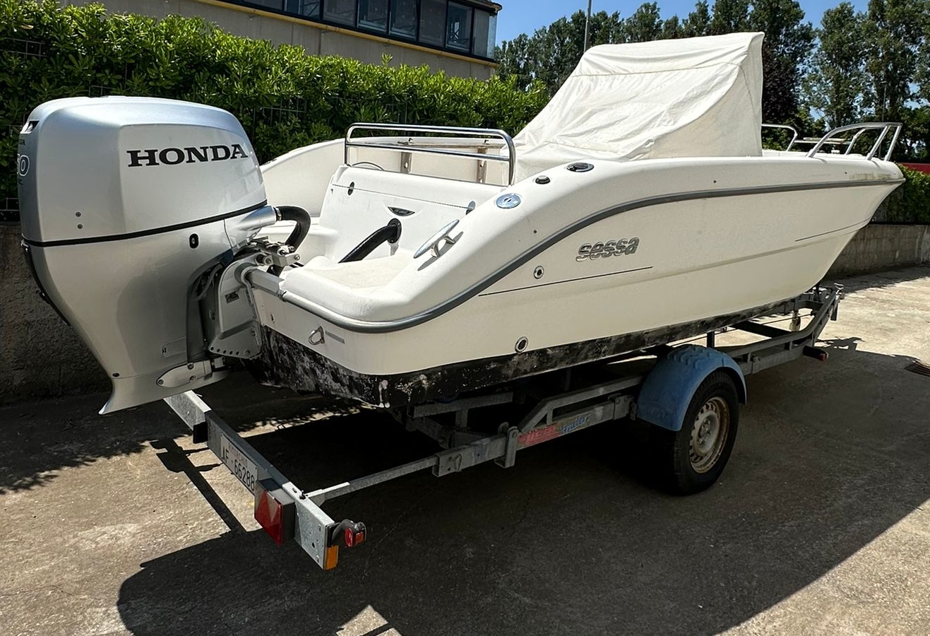 Sessa Key Largo 20 + Honda V-Tec 150 HP (2020)<br><a href=dettaglio.aspx?Id=282 >VAI ALLA SCHEDA</a>